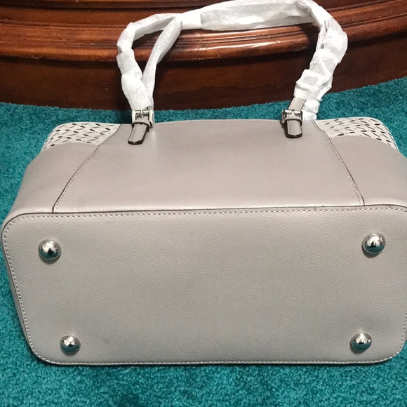 ✨Michael Kors purse💫SOLD ON ANOTHER SITE!!!🛑 - Picture 5 of 5